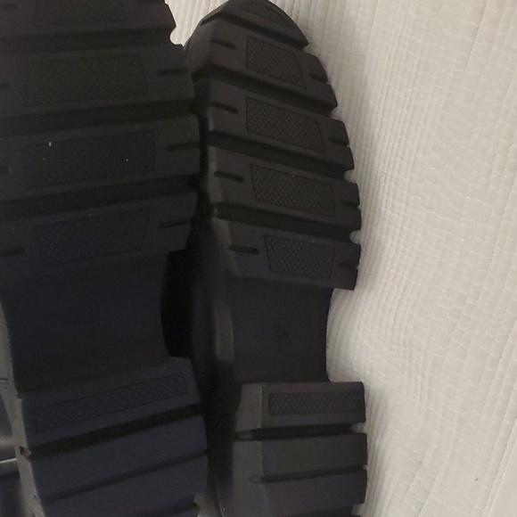 H&M Knee High Boots - Picture 5 of 8